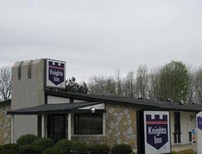 Knights Inn Cleveland/Macedonia Екстериор снимка